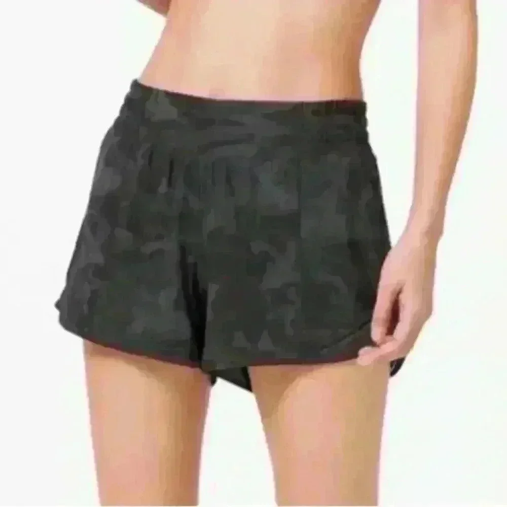 Lululemon hooty hot short